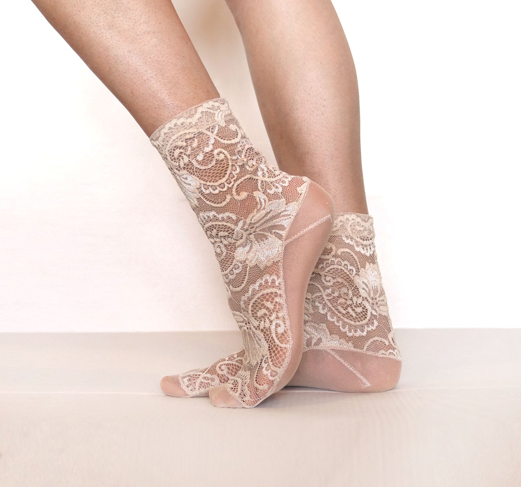 Embroidered Lace Women's Socks in Light pink – Tatiana's Threads